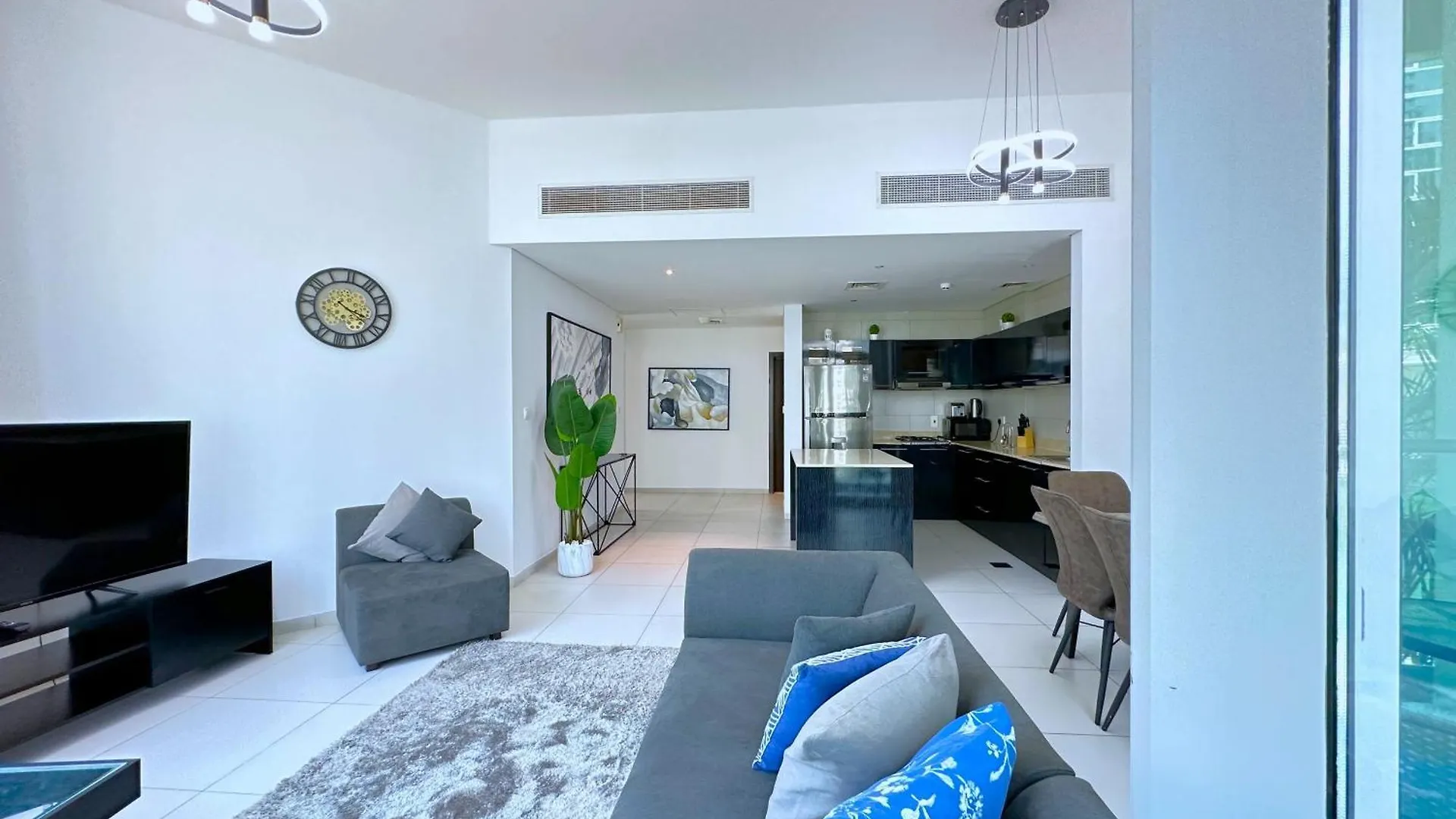Apartment Unforgettable View & Experience Over Dubai Canal United Arab Emirates