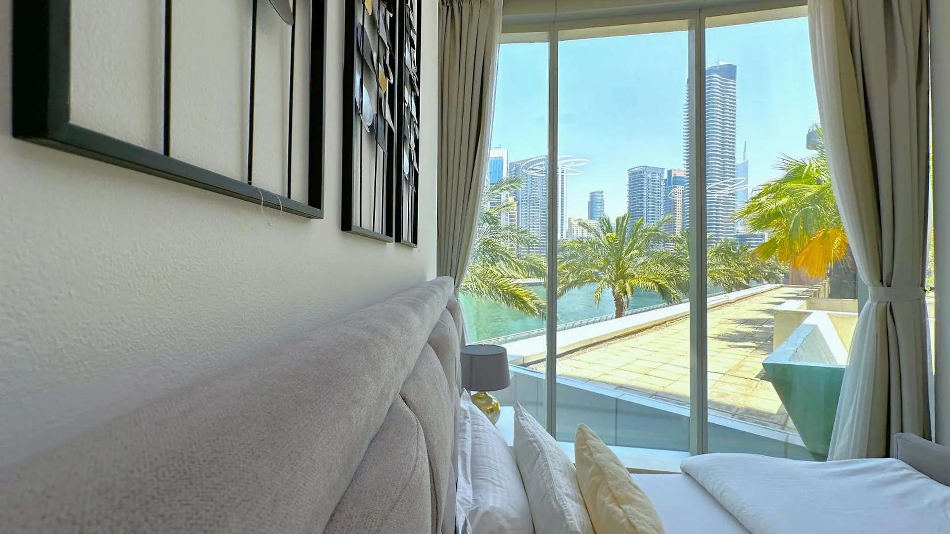 Unforgettable View & Experience Over Dubai Canal Apartment